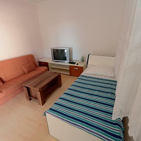 Apartment Kod Stipe ヴーシ エクステリア 写真
